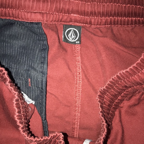 Volcom small burgundy pants 💗 - Picture 4 of 7